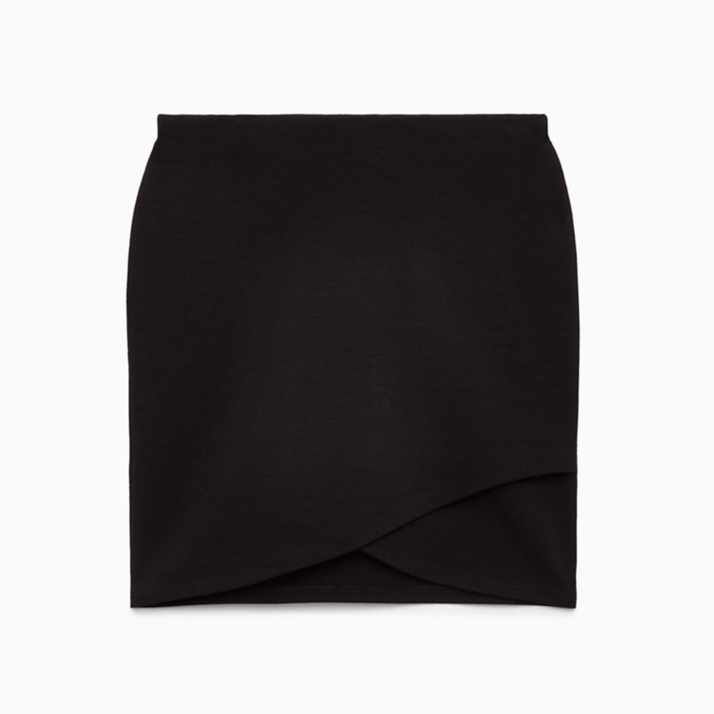 Sunday Best Envelope Skirt from Aritzia