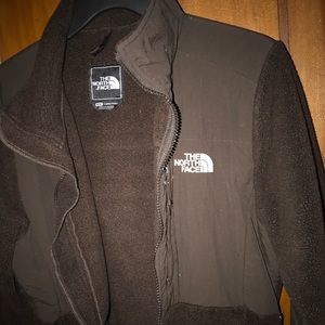 Women’s brown north face jacket