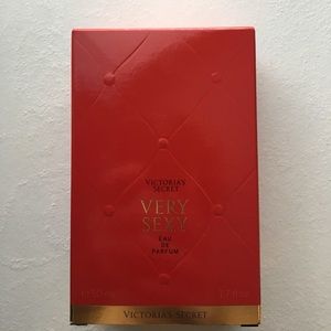 🔴 SOLD 🔴 Victoria's Secret very sexy perfume