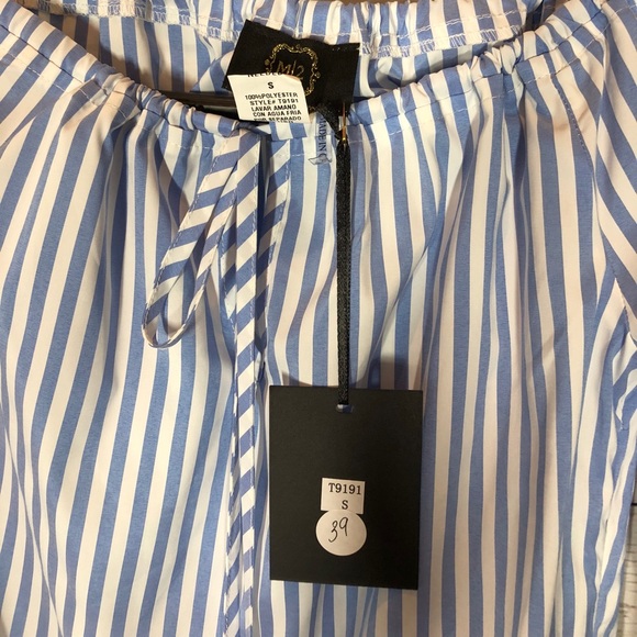 Off the Shoulder Cutout Lace Striped Blouse - Picture 4 of 6