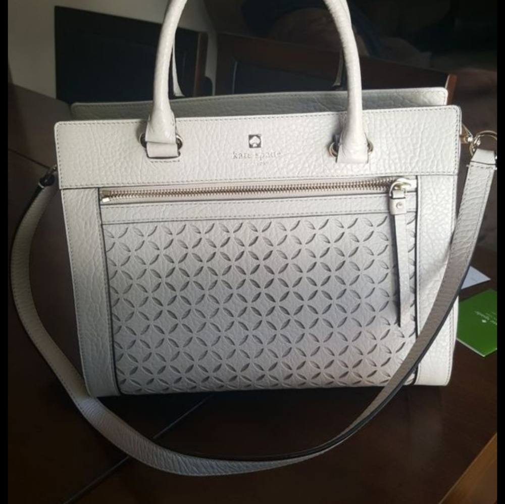 Kate spade cream purse (new)