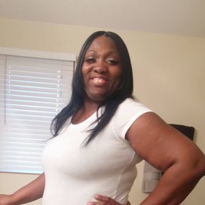 Meet your Posher, Evelyn