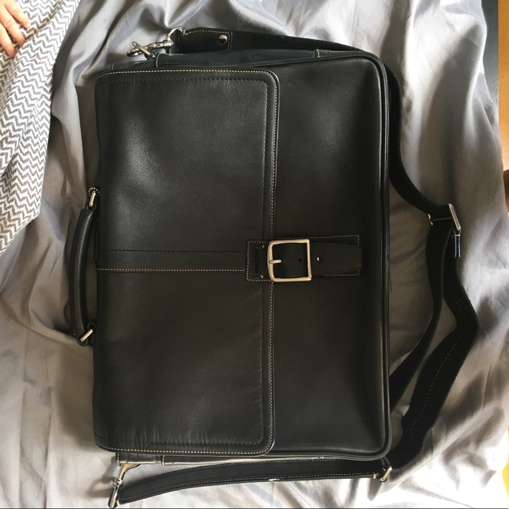 Like new coach shoulder strap satchel