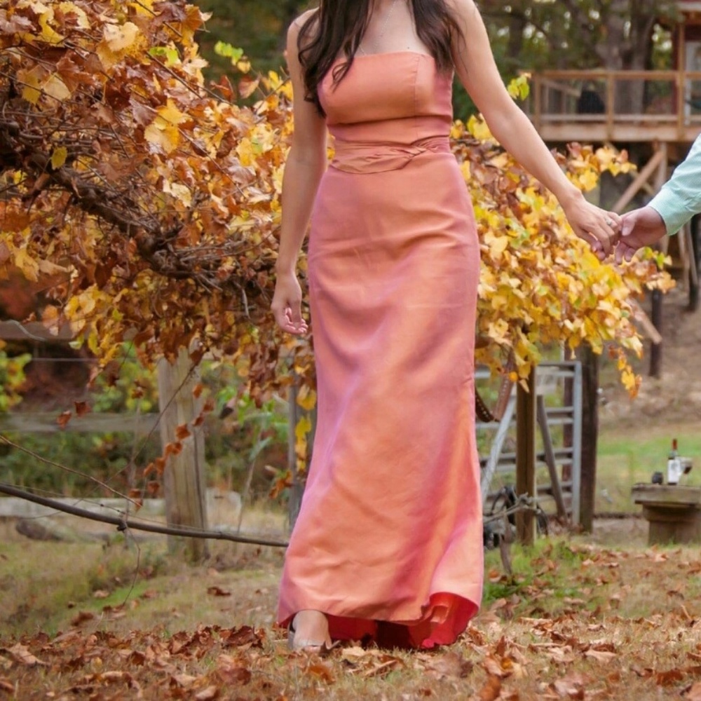 Jim Hjelm Formal Gown Sz 6 Long Sleeveless Orange