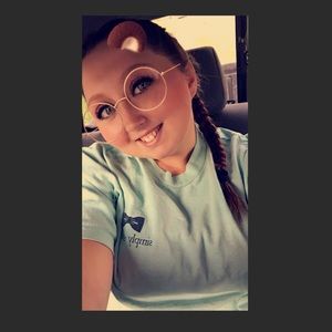 Meet your Posher, Ashley