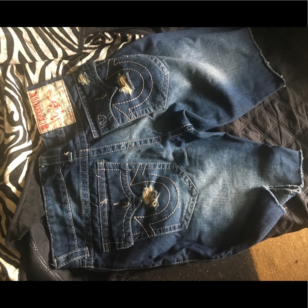 True religion ๐ - Picture 2 of 5