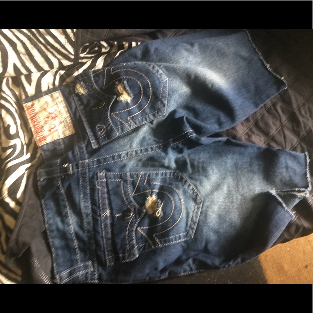 True religion ๐ - Picture 4 of 5
