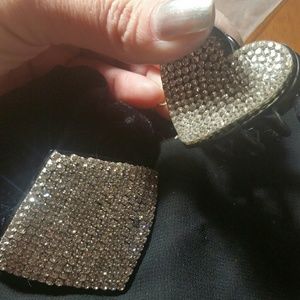 $15 blingy scrunch and heart clip