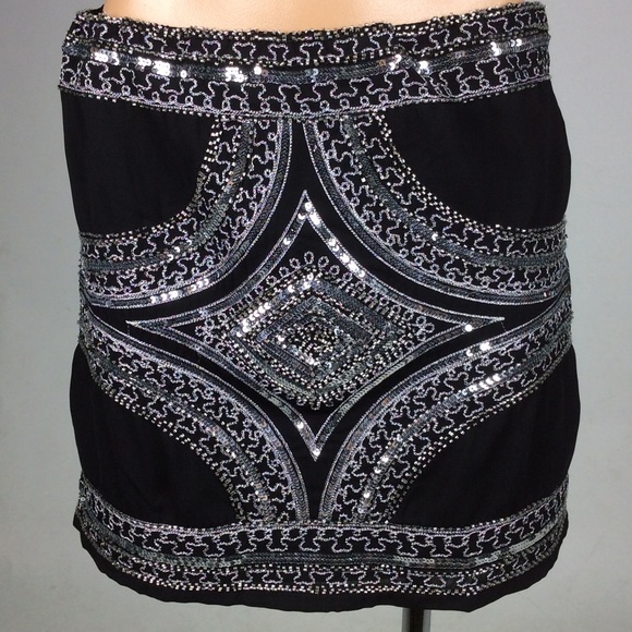 Forever 21 Dresses & Skirts - Beautiful Black and Silver Forever 21 Skirt