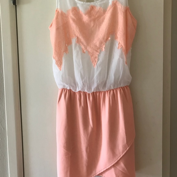 Dress - Picture 2 of 3