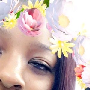 Meet your Posher, Leon