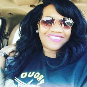 Meet your Posher, Charissa