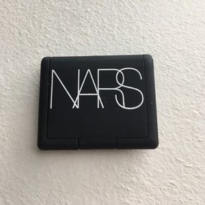 Mini Nars blush in Goulue