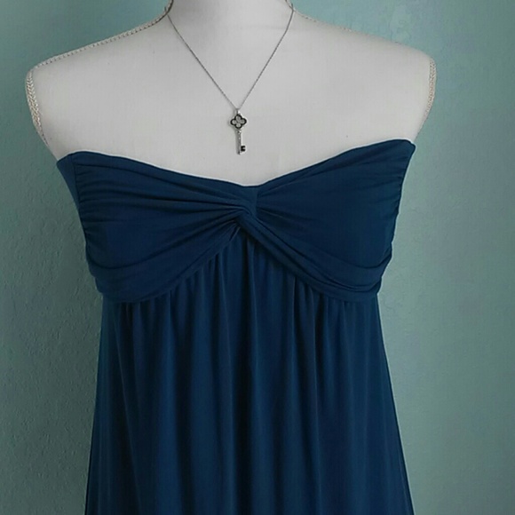 Forever 21 Strapless Knotted Dress - Picture 2 of 6