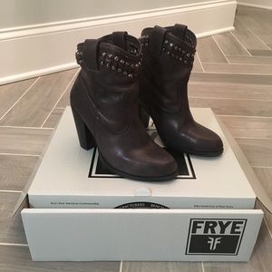 FRYE BOOTS