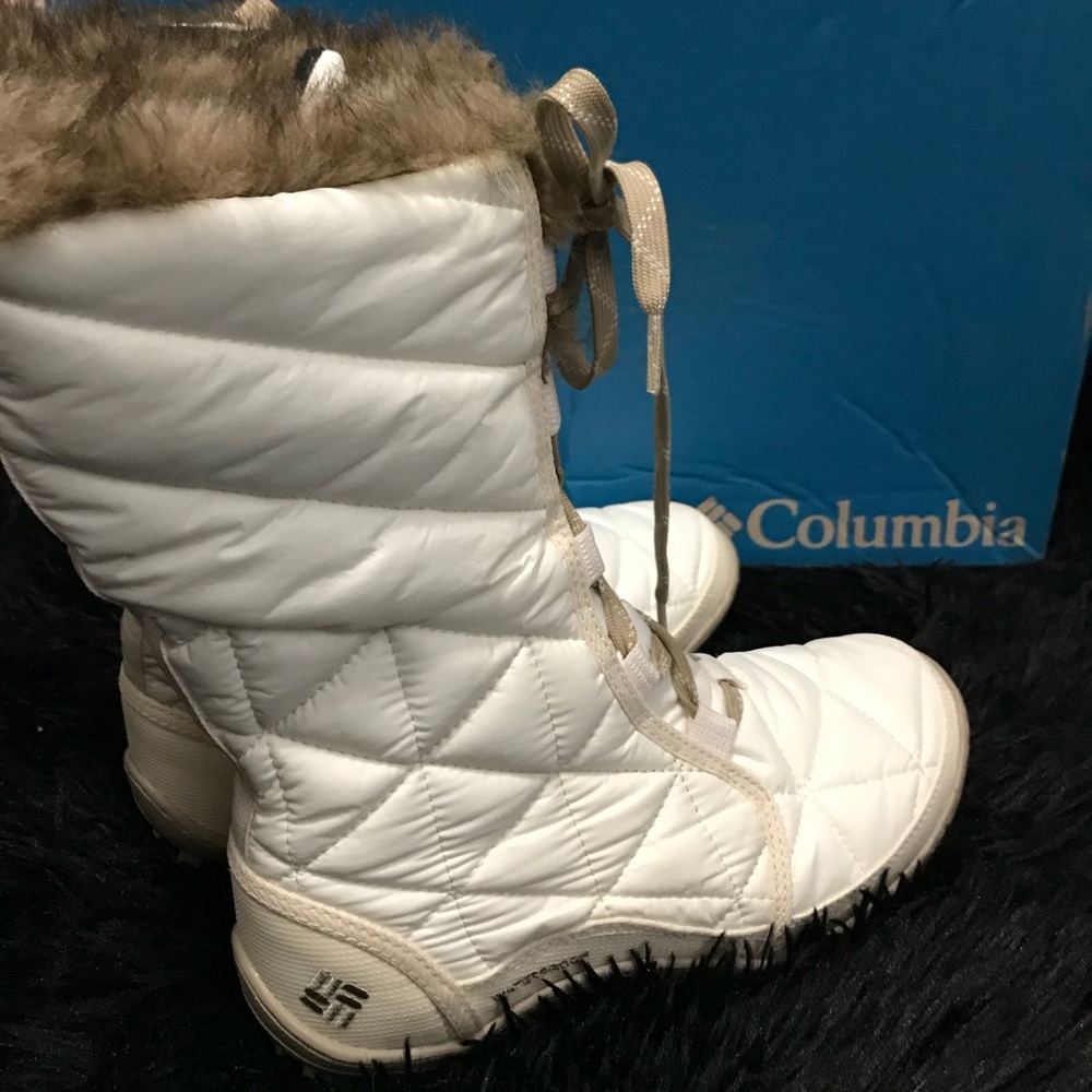 Brand new! Columbia boots