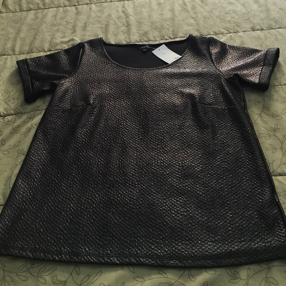 NWT  Oversize boxie bronze foil metallic top
