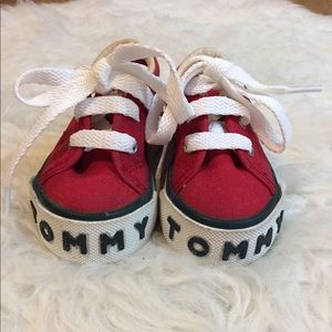 baby tommy hilfiger sandals