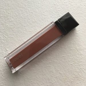 Jouer lip creme in Noisette