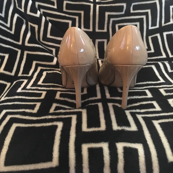 Nude Heels - Picture 3 of 3