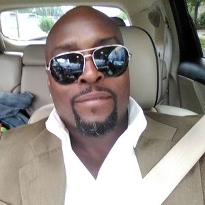 Meet your Posher, Clinton