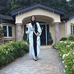 Meet your Posher, Anisa