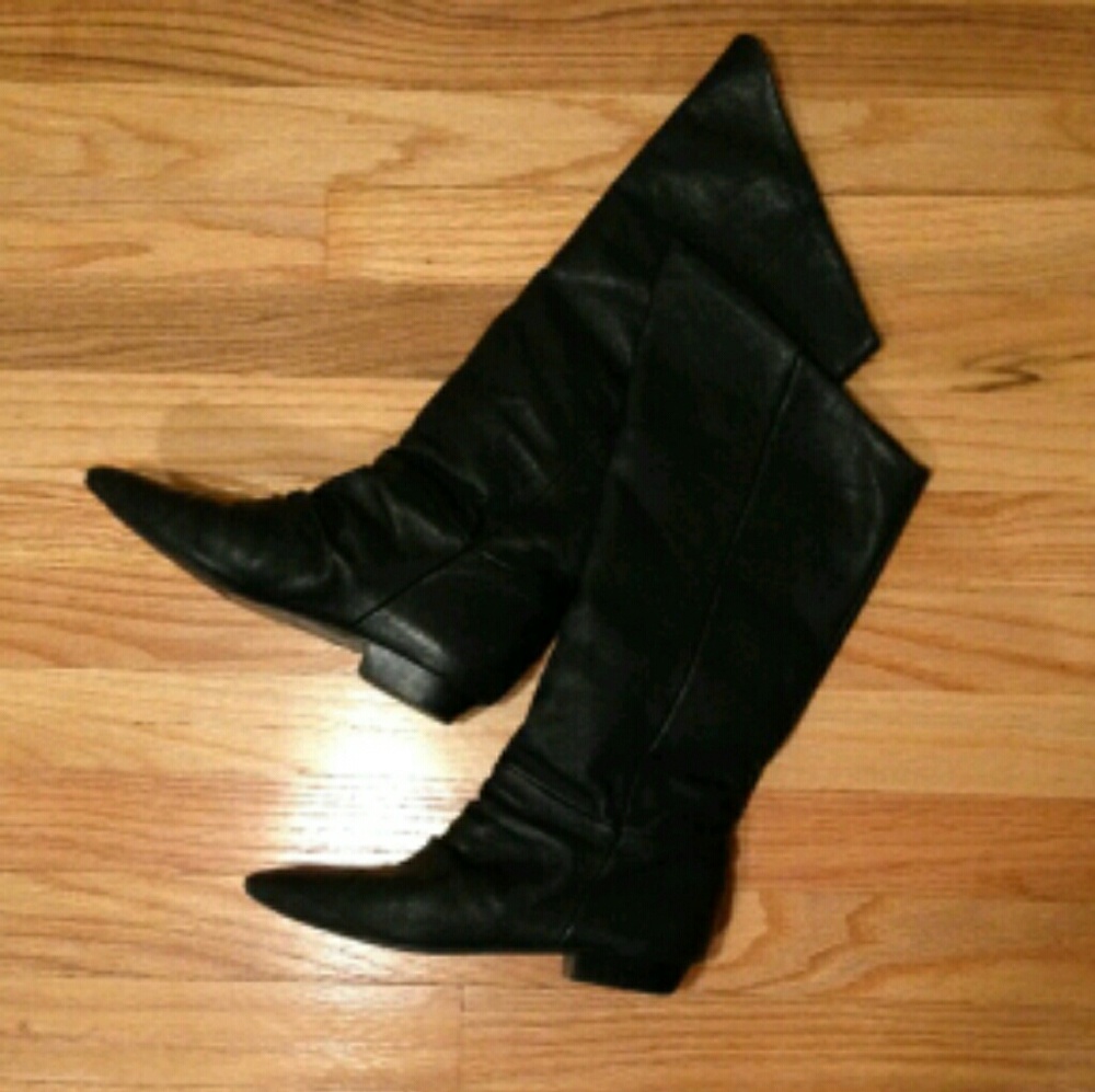 Urban Outfitters "Urban Renewal" Black Boots