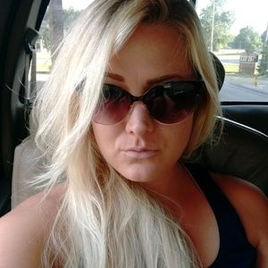 Meet your Posher, Alison