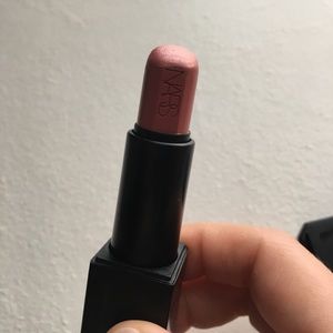 Nars Audacious lipstick in Anita