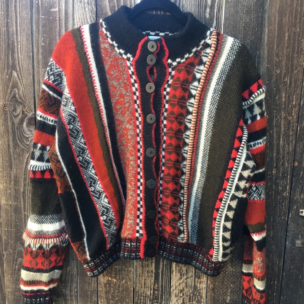 Vintage Manos 100% Alpaca Sweater!