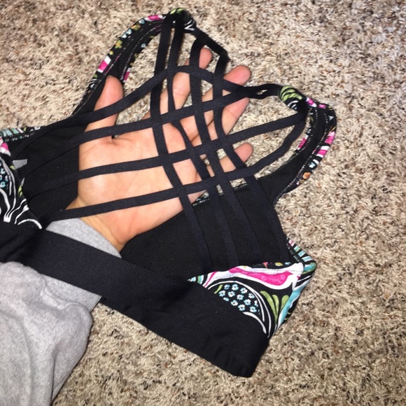 XS colorful print Gianni Bini top - Picture 2 of 4