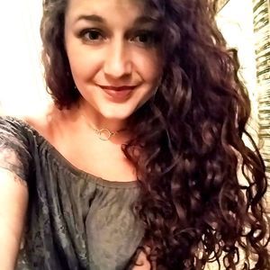 Meet your Posher, Kristin