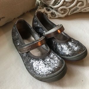 Kenneth Cole kids glitter Mary Janes. 10