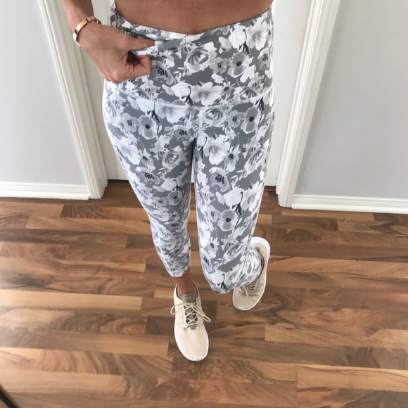 NOT AVAILABLEEE - Picture 5 of 8