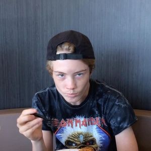 Meet your Posher, Mark