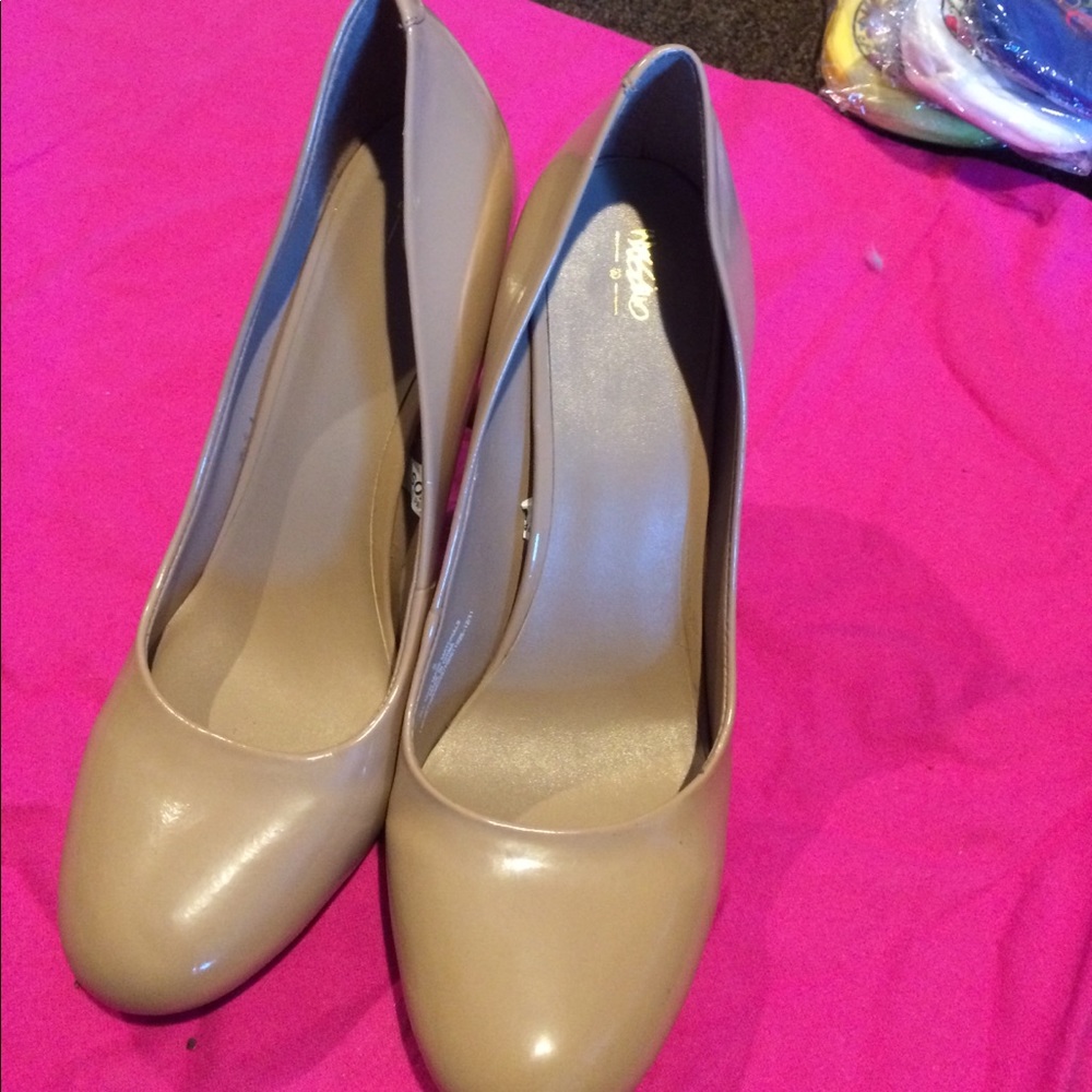 Mossimo heels