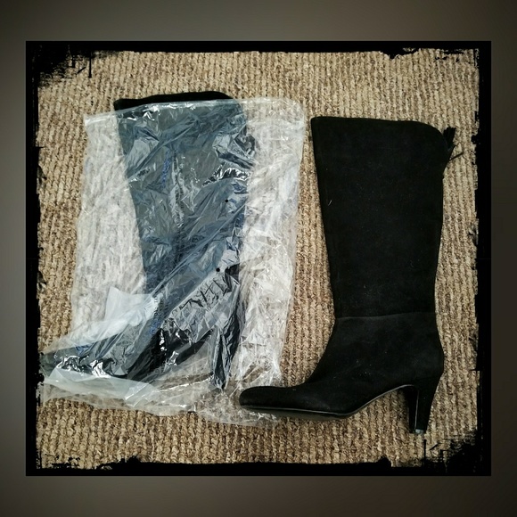 Calf/Knee High Boots w/ Heel - Picture 1 of 4