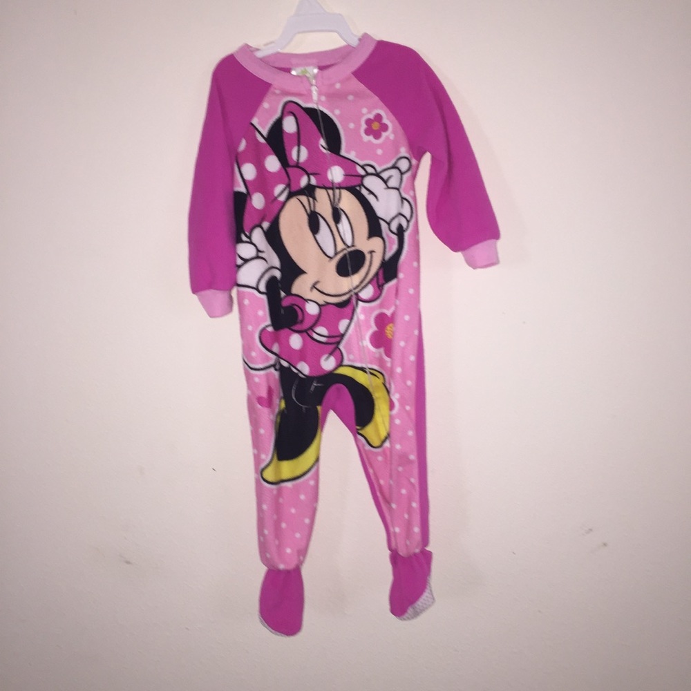 MINNIE MOUSE SLEEPER