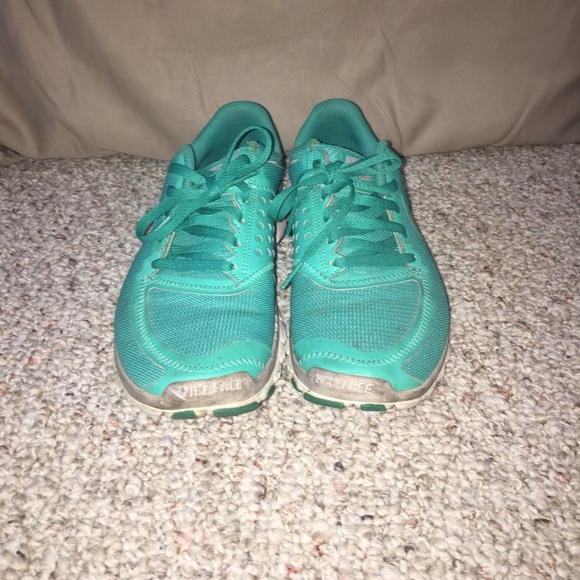 Nike - Picture 5 of 5