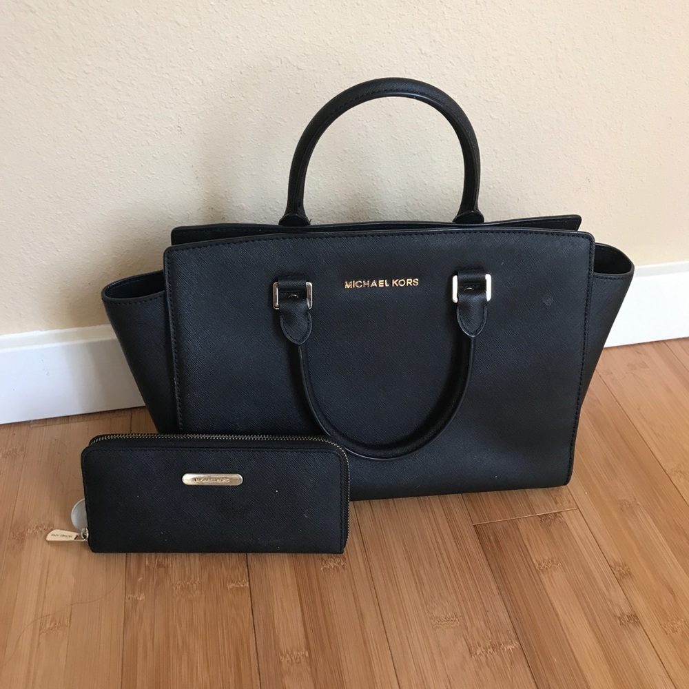 Michael Kors bag and wallet