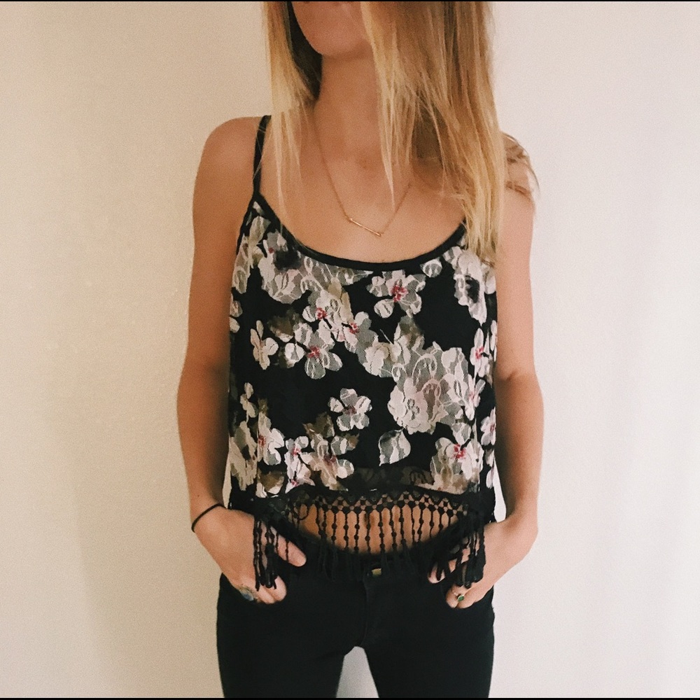 Tilly's flower top