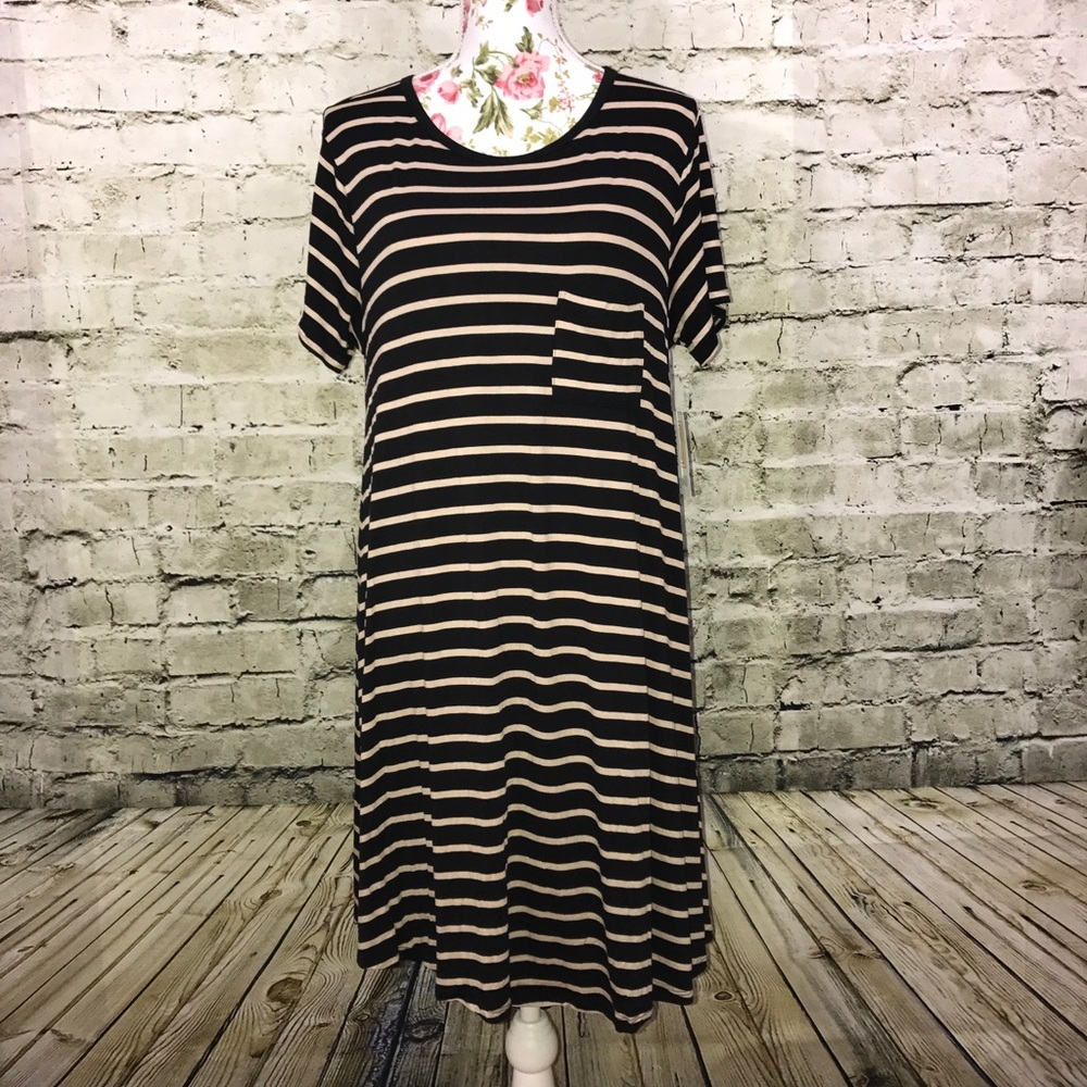 LuLaRoe Carly