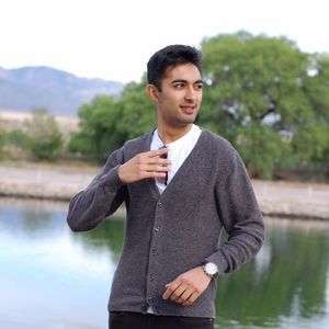 Meet your Posher, Elyas