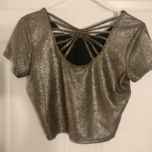 Worn ONCE metallic finish F21 crop top - Picture 3 of 4