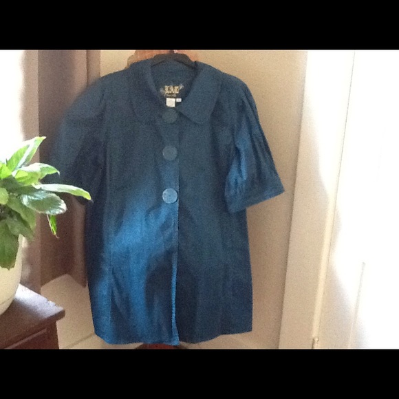 Snap up Jacket - Picture 2 of 2