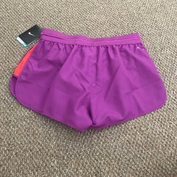 New DRI-FIT NIKE 🏃 Running Short purple red sz M - Picture 5 of 8