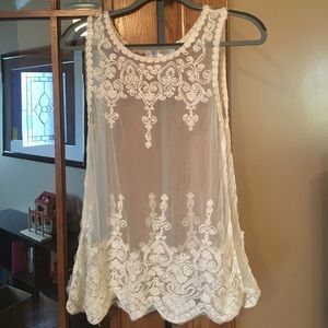 Boutique lace top! Size L