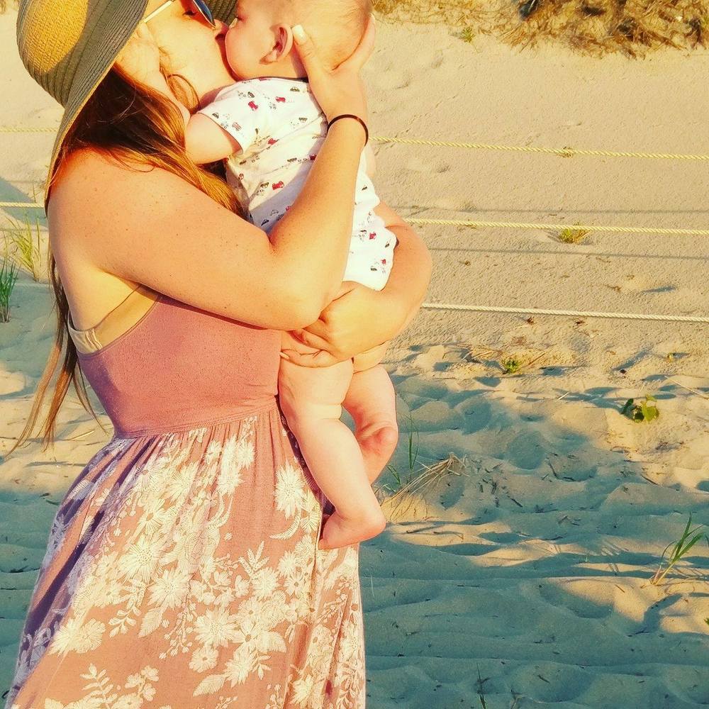 Meet your Posher, Lara