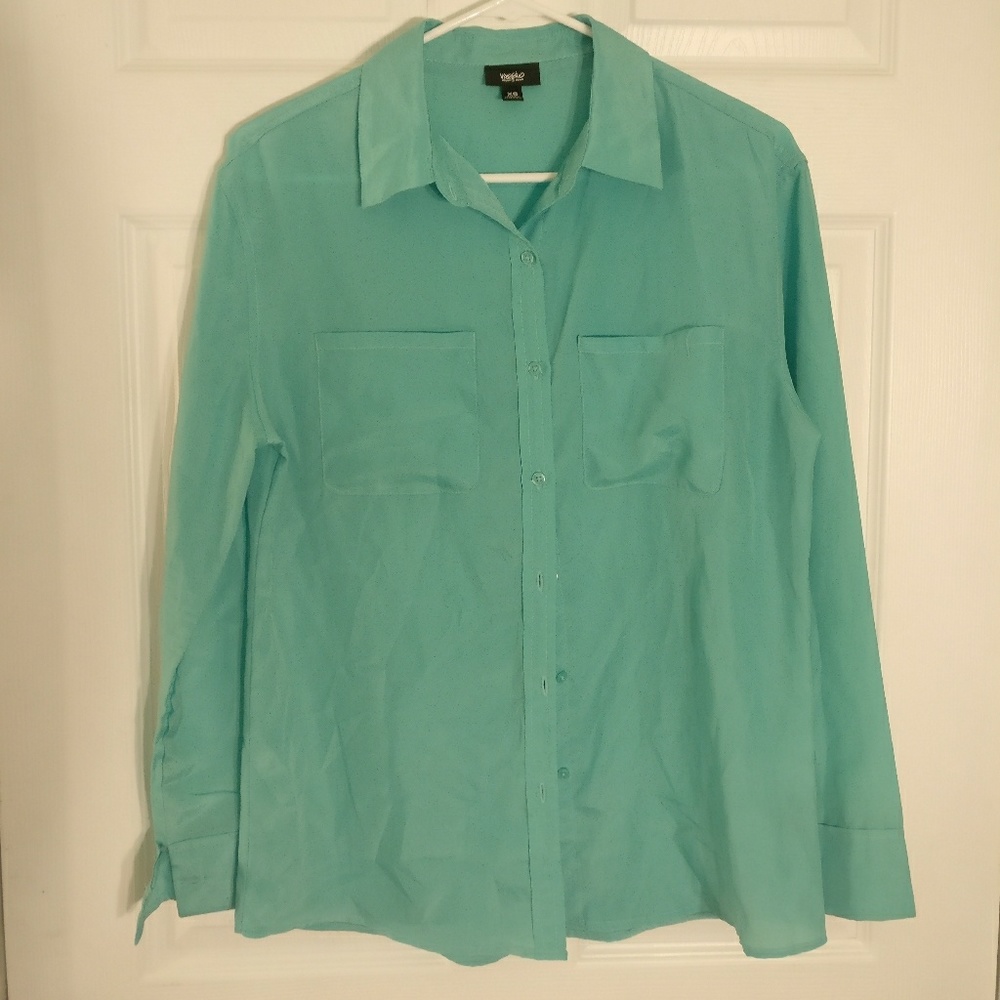 Long sleeve button down XS
