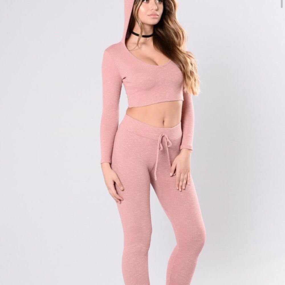 Fashion novas lounge set top in m bottom in l
